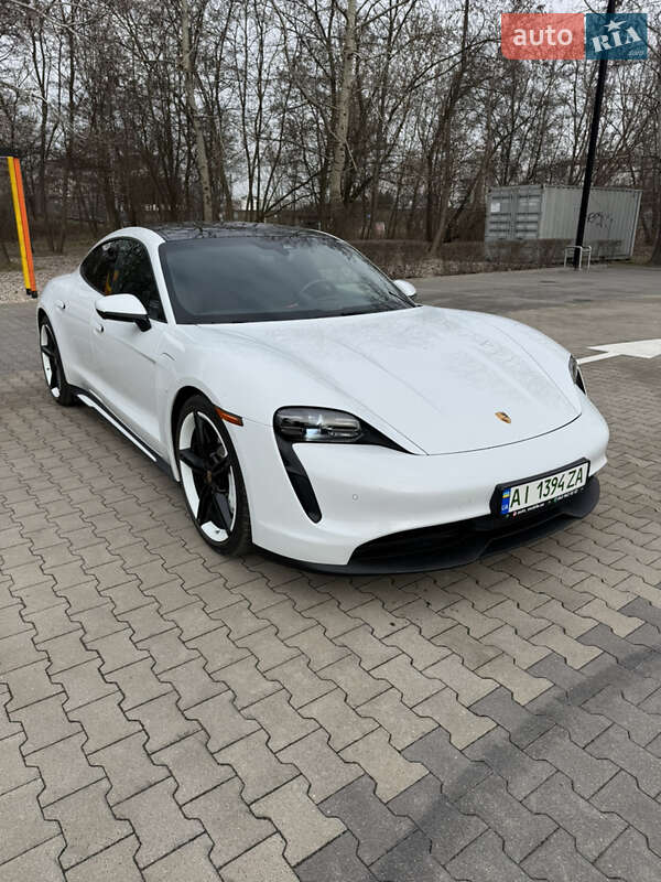 Седан Porsche Taycan 2021 в Ковелі