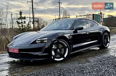 Седан Porsche Taycan 2021 в Києві