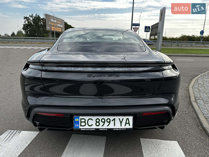 Седан Porsche Taycan 2022 в Львові