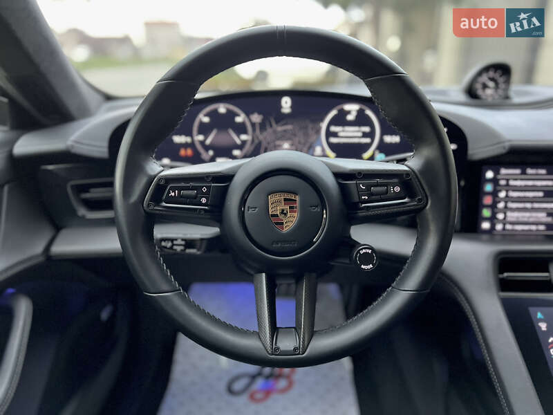 Седан Porsche Taycan 2022 в Одессе