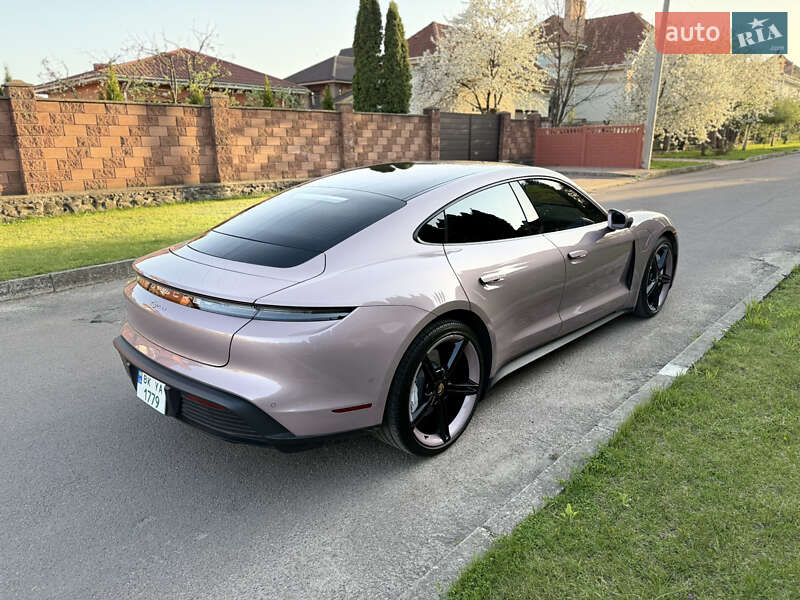 Седан Porsche Taycan 2022 в Ровно фото 10 Седан Porsche Taycan 2022 в Ровно