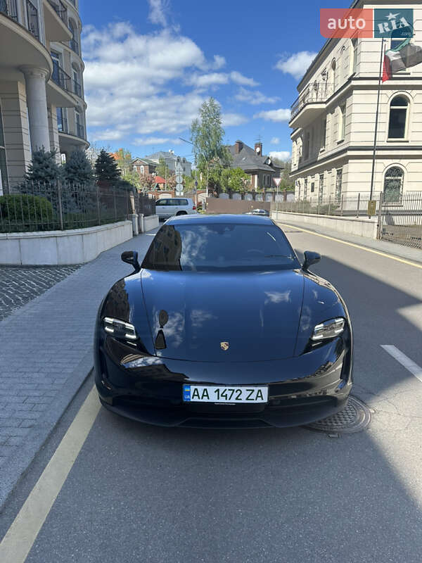 Седан Porsche Taycan 2022 в Киеве фото 19 Седан Porsche Taycan 2022 в Киеве