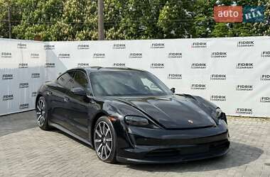 Седан Porsche Taycan 2021 в Луцке