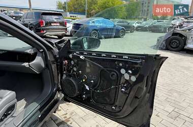 Седан Porsche Taycan 2022 в 