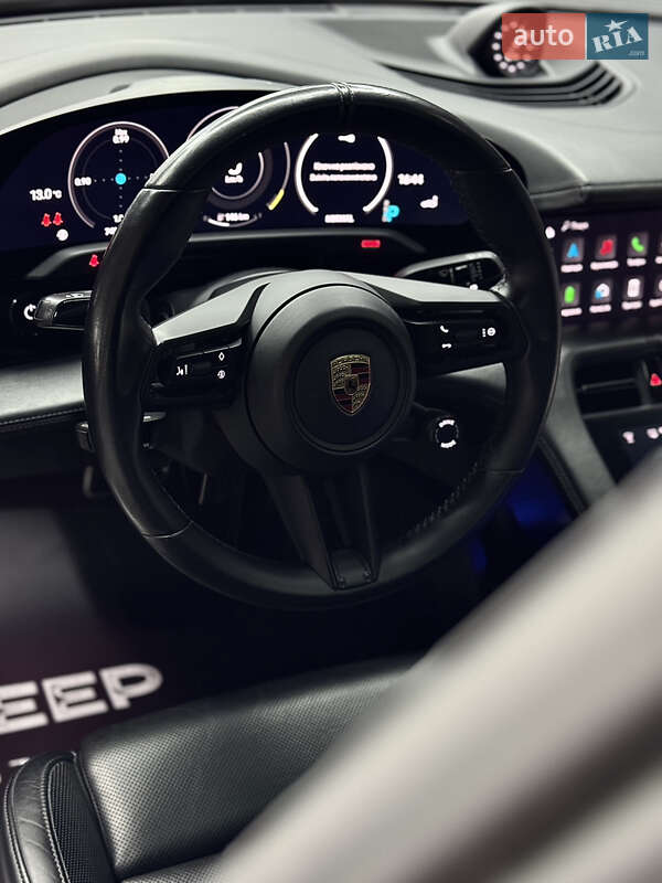 Седан Porsche Taycan 2020 в Одессе