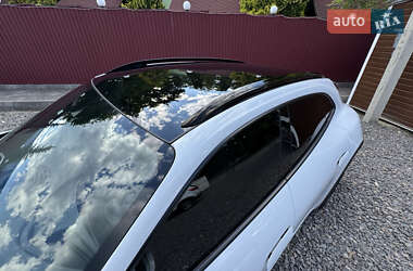 Седан Porsche Taycan 2021 в 