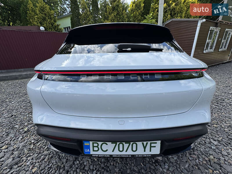 Седан Porsche Taycan 2021 в Трускавце