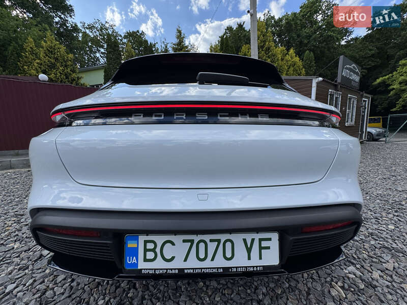 Седан Porsche Taycan 2021 в Трускавце