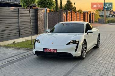 Седан Porsche Taycan 2021 в Луцке