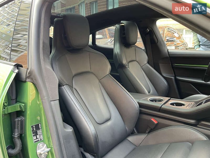 Седан Porsche Taycan 2020 в Киеве фото 58 Седан Porsche Taycan 2020 в Киеве