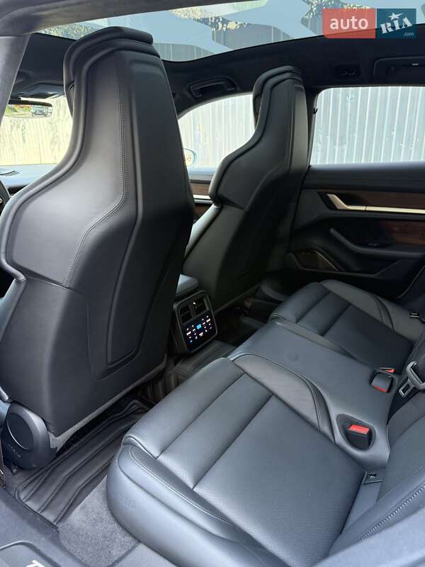 Седан Porsche Taycan 2024 в Днепре фото 17 Седан Porsche Taycan 2024 в Днепре