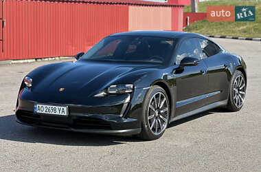 Седан Porsche Taycan 2022 в Києві