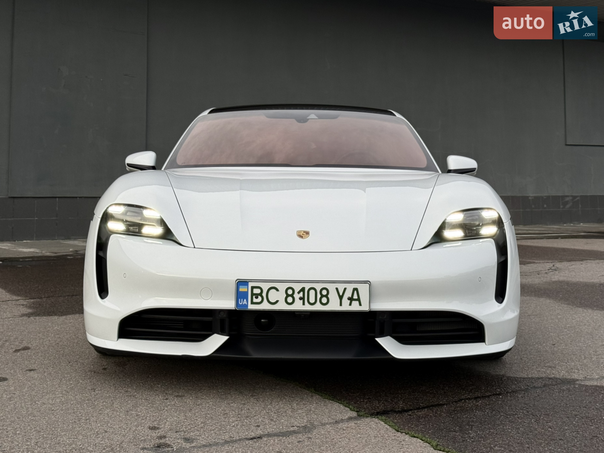 2020 Porsche Taycan - мініатюра 3