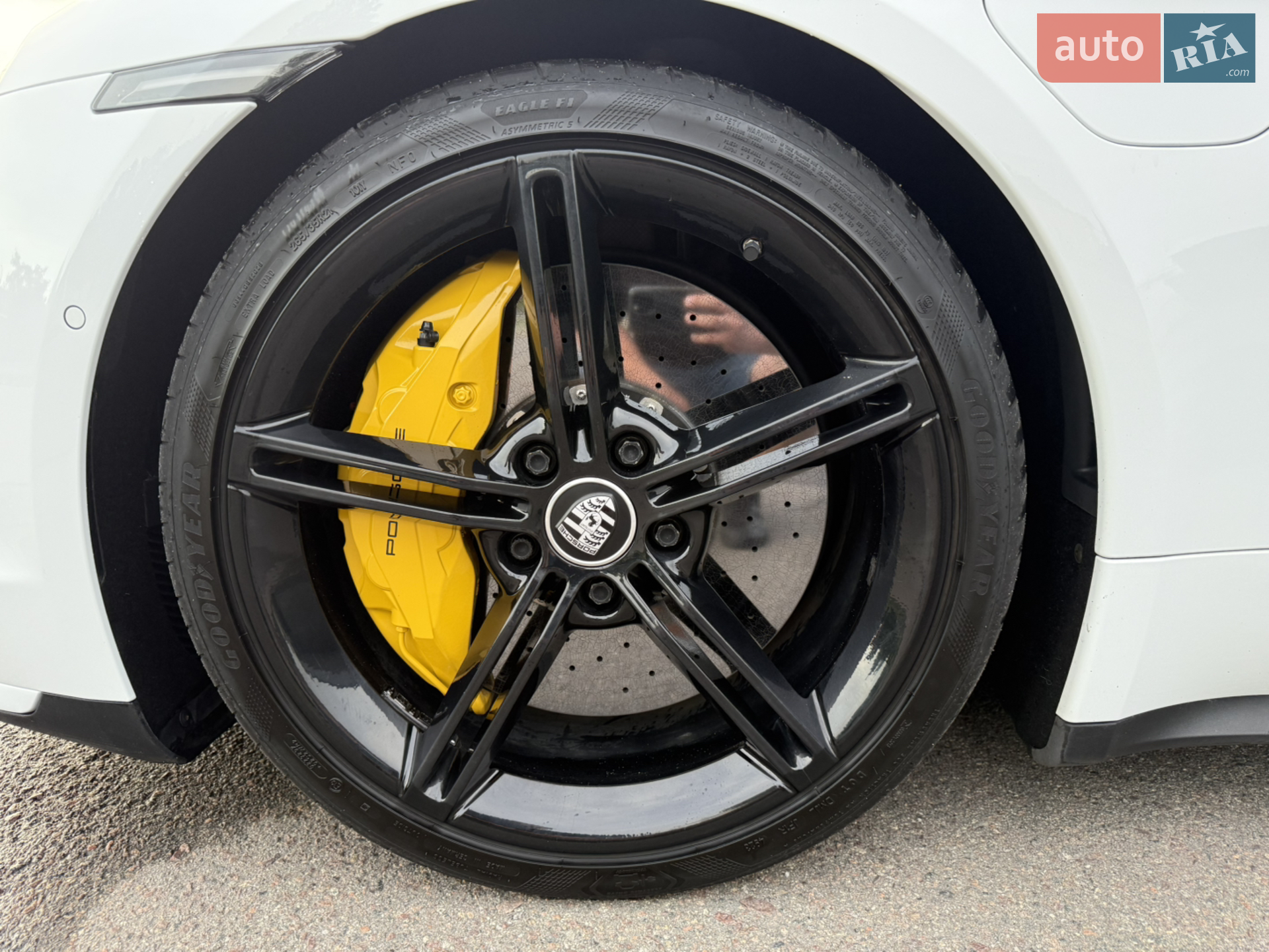 2020 Porsche Taycan - мініатюра 10