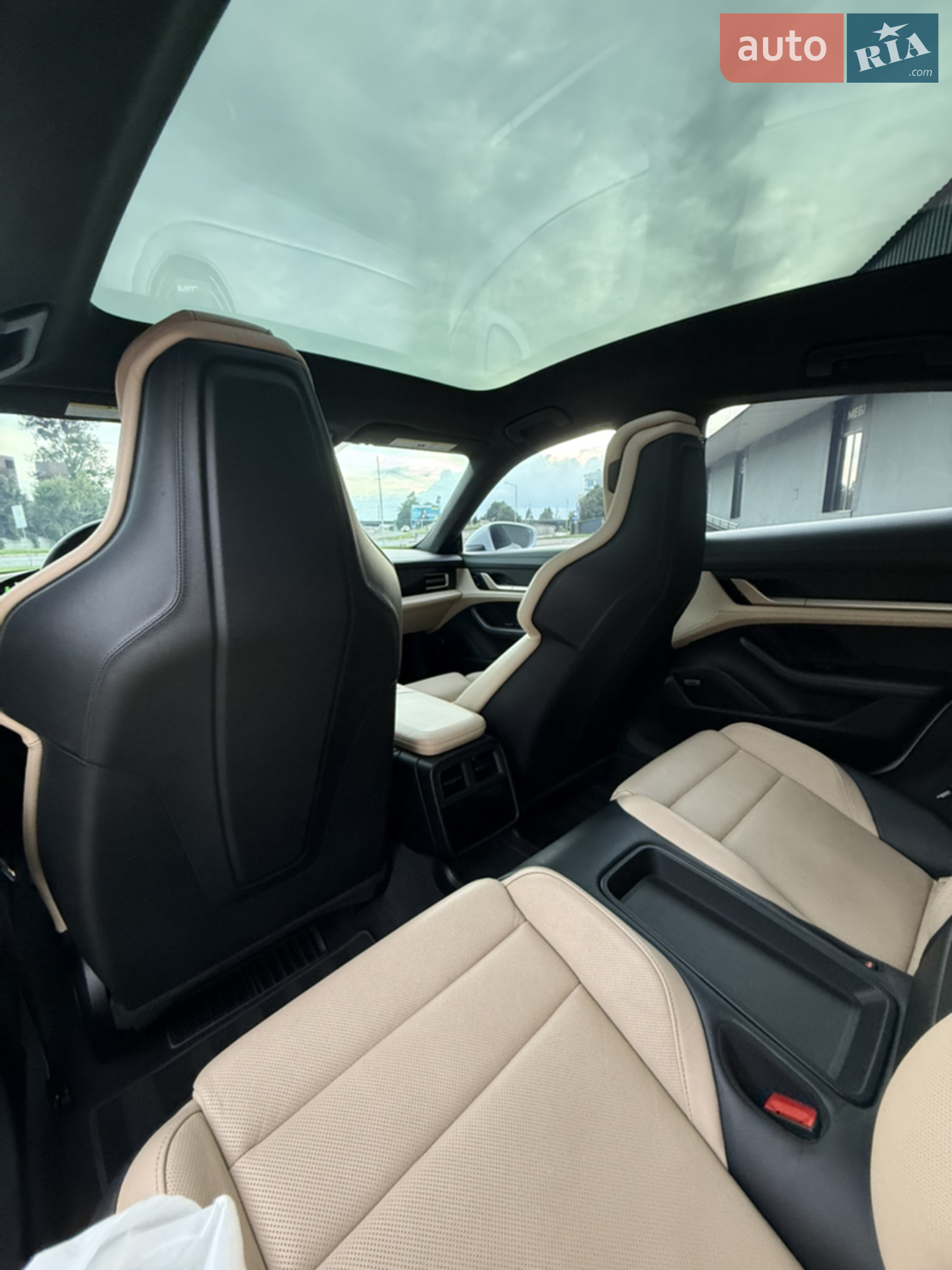 2020 Porsche Taycan - мініатюра 13