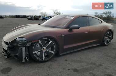 Porsche Taycan 2020