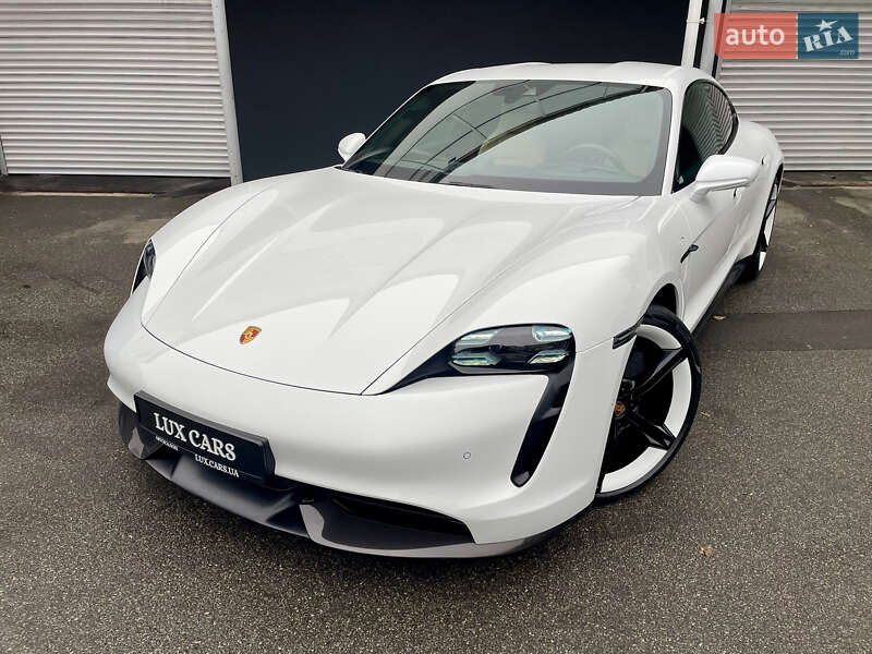 Седан Porsche Taycan 2020 в Киеве