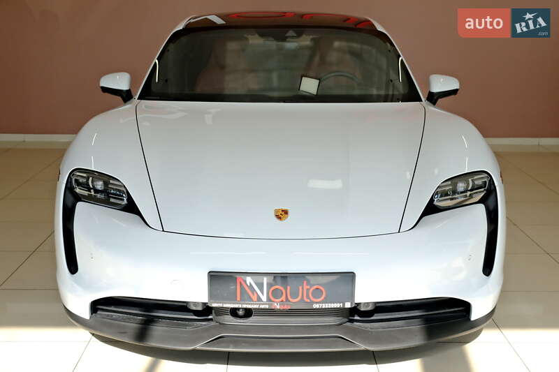 Седан Porsche Taycan 2022 в Одессе