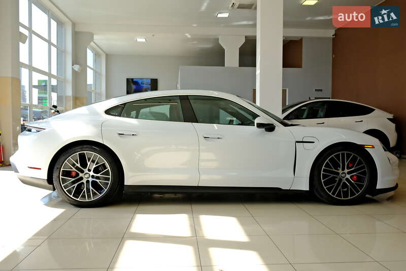 Седан Porsche Taycan 2022 в Одессе