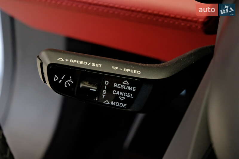 Седан Porsche Taycan 2022 в Одессе