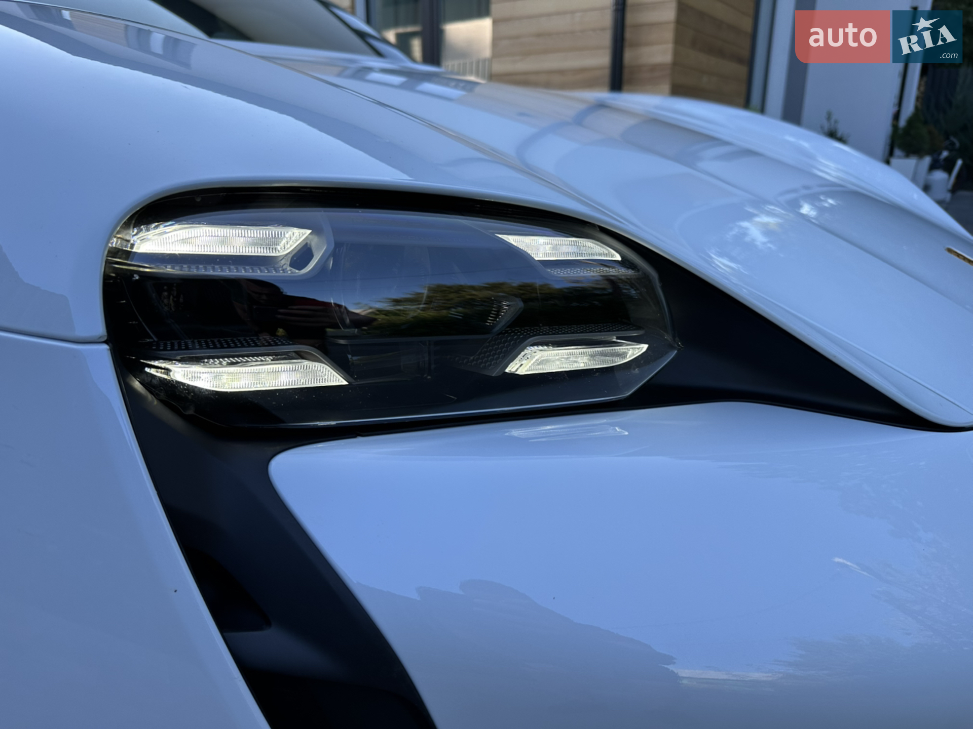 2020 Porsche Taycan - мініатюра 13