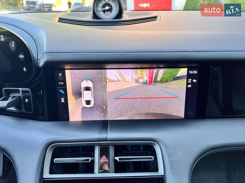 Седан Porsche Taycan 2020 в Киеве фото 36 Седан Porsche Taycan 2020 в Киеве