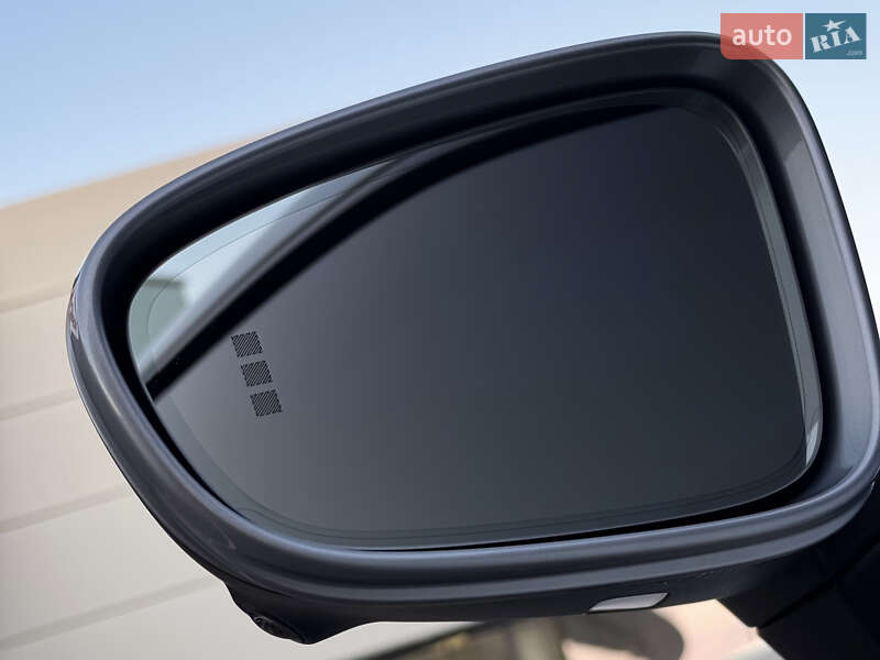 Седан Porsche Taycan 2021 в Киеве фото 23 Седан Porsche Taycan 2021 в Киеве