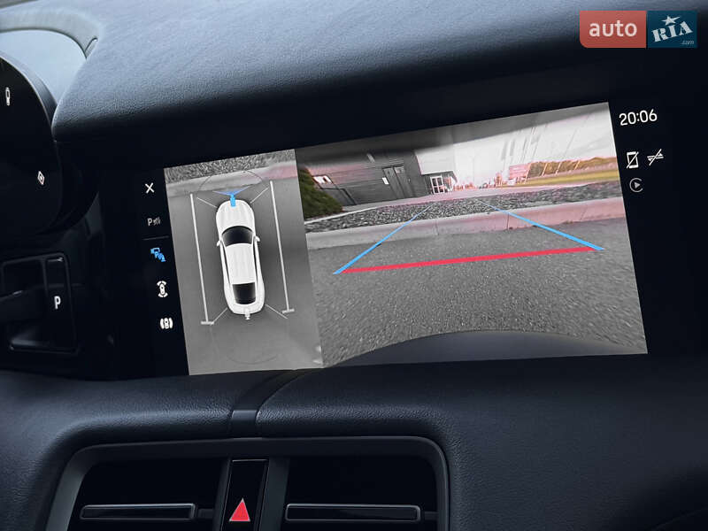 Седан Porsche Taycan 2021 в Киеве фото 28 Седан Porsche Taycan 2021 в Киеве