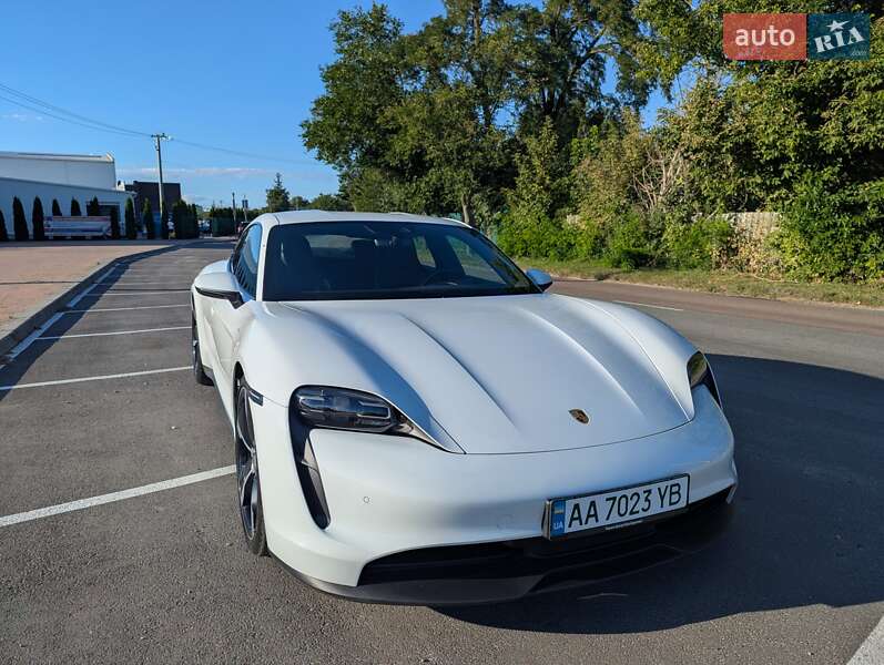 Седан Porsche Taycan 2020 в Киеве фото 3 Седан Porsche Taycan 2020 в Киеве