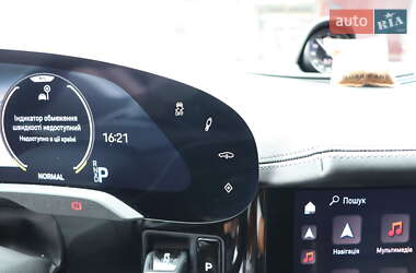 Седан Porsche Taycan 2020 в 