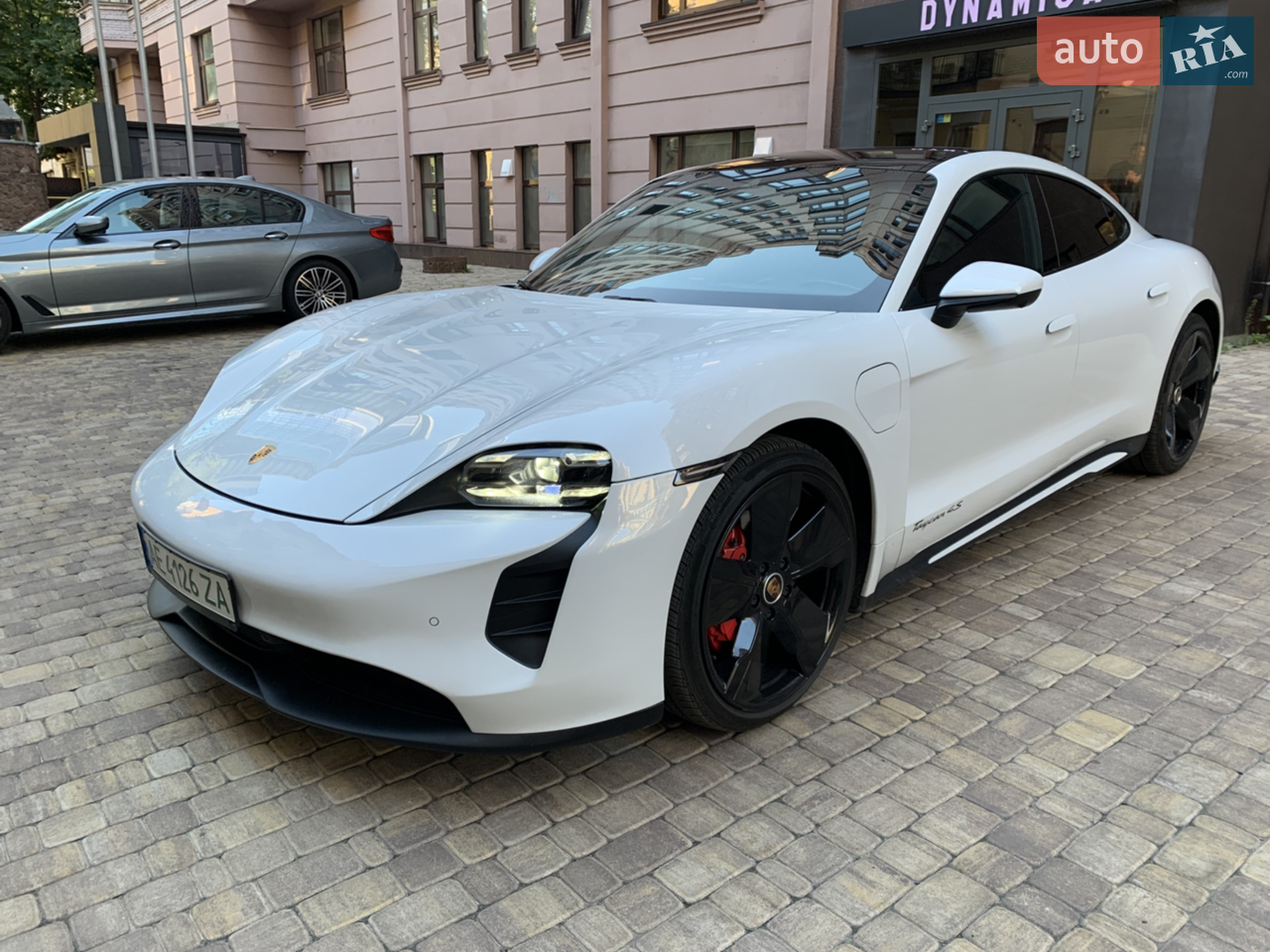 2020 Porsche Taycan - мініатюра 25