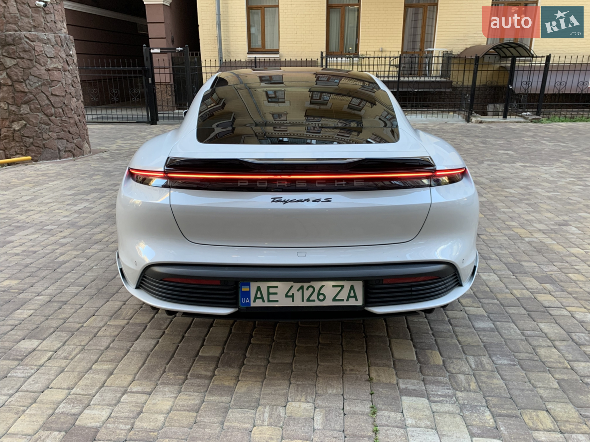 2021 Porsche Taycan - мініатюра 5