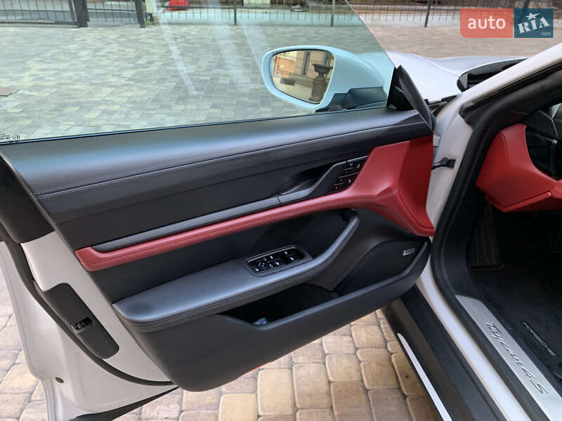 Седан Porsche Taycan 2021 в Киеве фото 9 Седан Porsche Taycan 2021 в Киеве