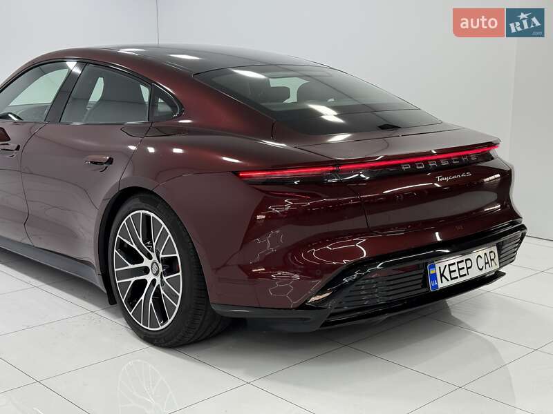 Седан Porsche Taycan 2021 в Одессе