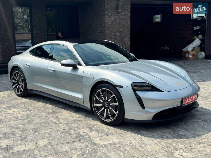 Седан Porsche Taycan 2021 в Луцьку