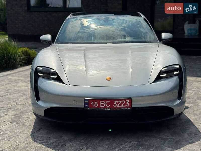 Седан Porsche Taycan 2021 в Луцьку