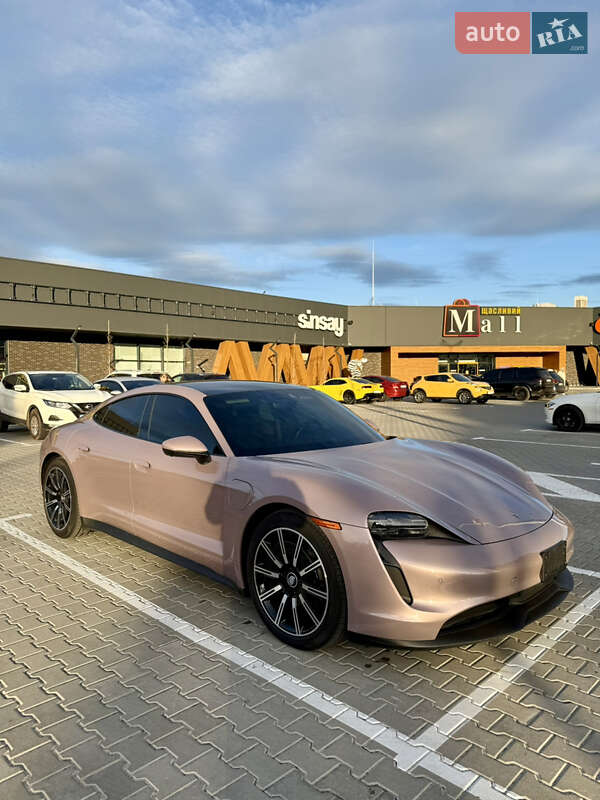 Седан Porsche Taycan 2021 в Києві фото 8 Седан Porsche Taycan 2021 в Києві