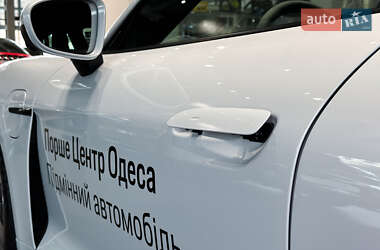 Седан Porsche Taycan 2024 в  фото 11 Седан Porsche Taycan 2024 в