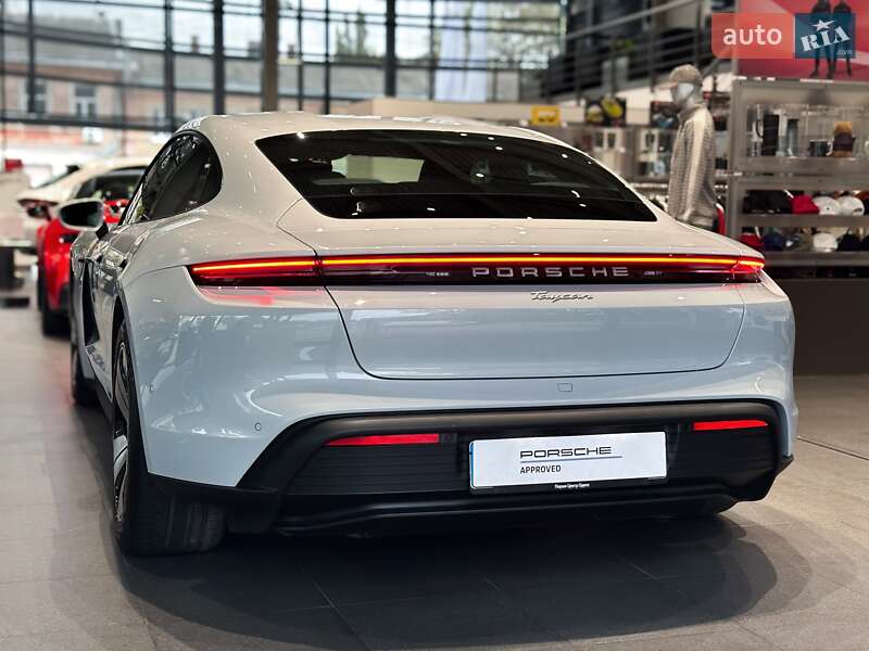 Седан Porsche Taycan 2024 в Одессе