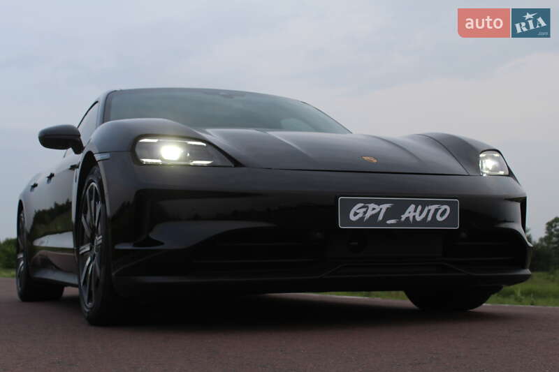 Седан Porsche Taycan 2025 в Києві фото 18 Седан Porsche Taycan 2025 в Києві