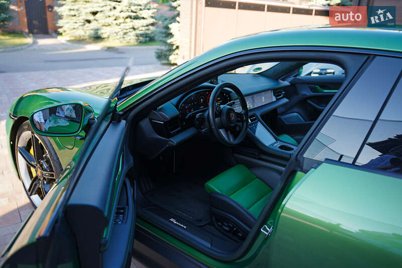 Седан Porsche Taycan 2022 в Києві фото 8 Седан Porsche Taycan 2022 в Києві