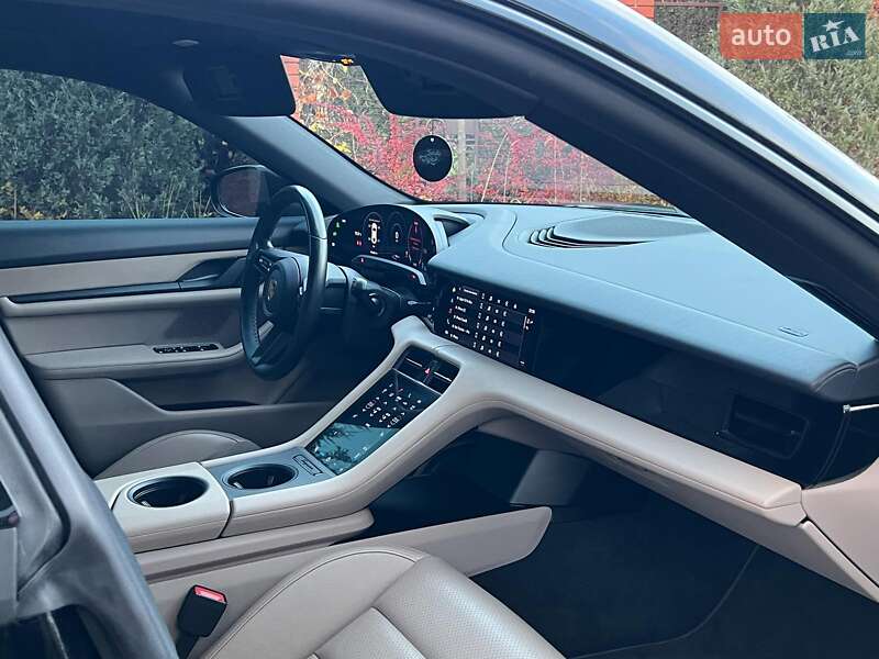 Седан Porsche Taycan 2022 в Львові фото 21 Седан Porsche Taycan 2022 в Львові