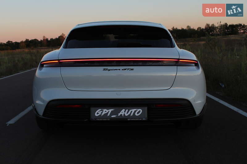 Седан Porsche Taycan 2022 в Києві фото 28 Седан Porsche Taycan 2022 в Києві