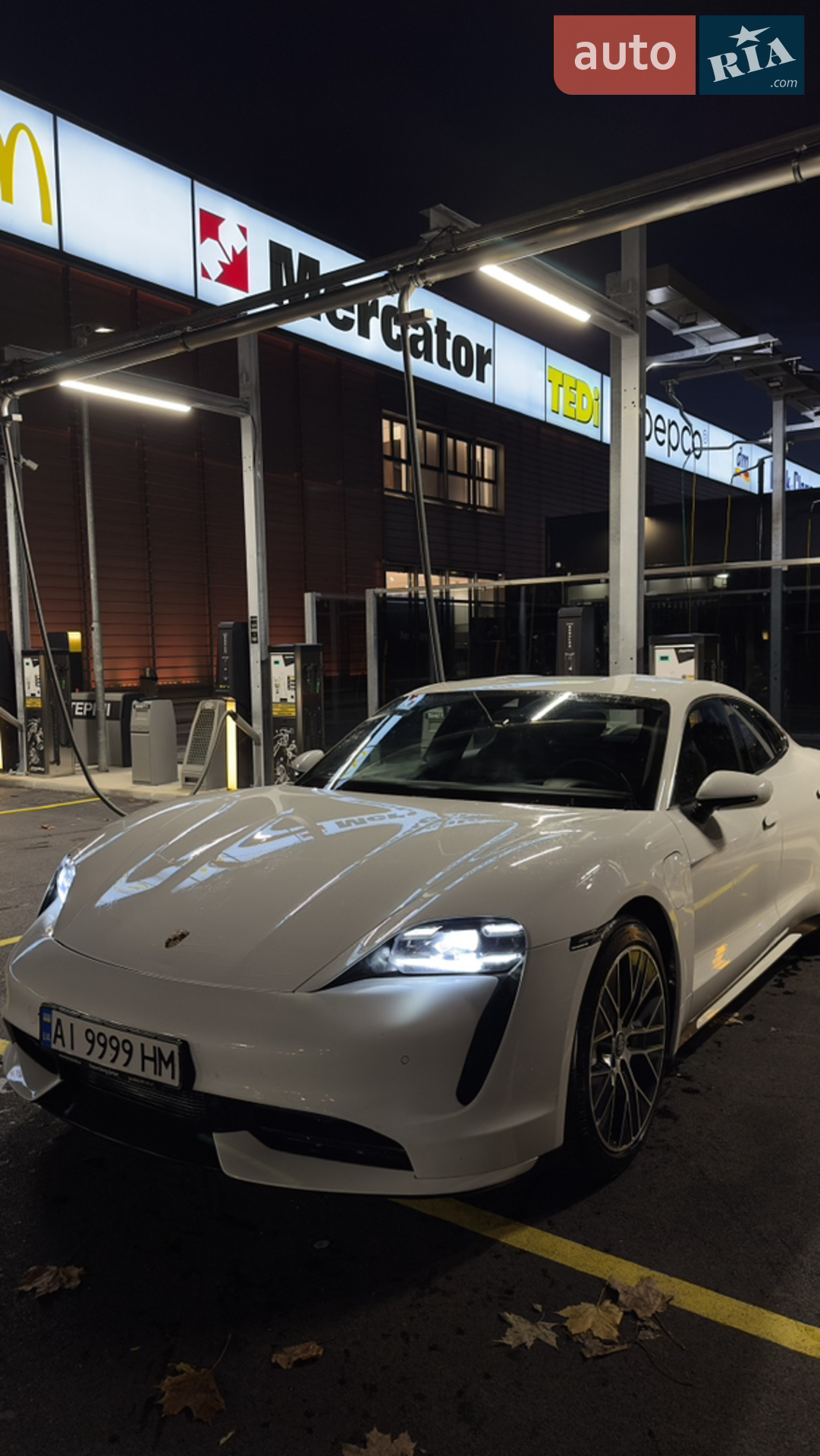 2020 Porsche Taycan - фото 1