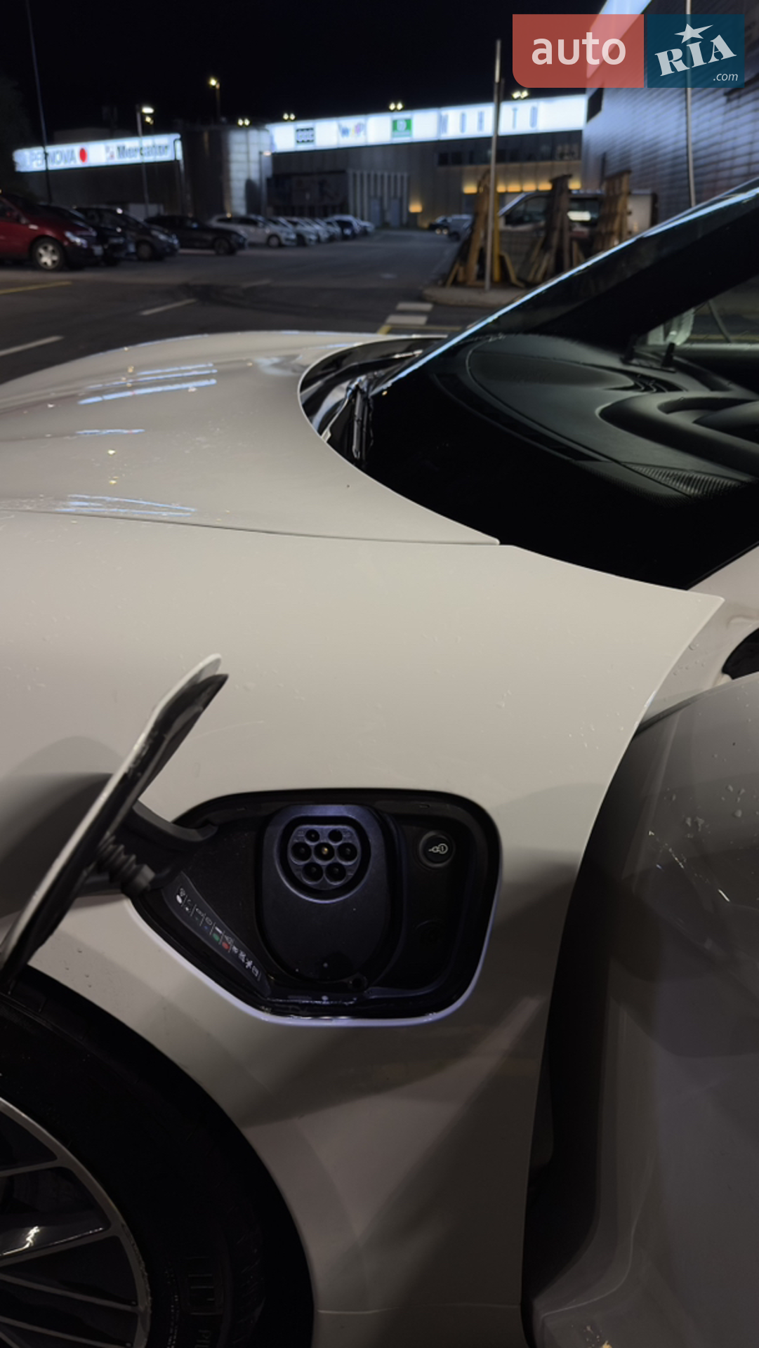 2020 Porsche Taycan - мініатюра 20