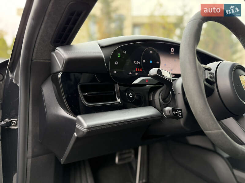 Седан Porsche Taycan 2021 в Львові фото 48 Седан Porsche Taycan 2021 в Львові