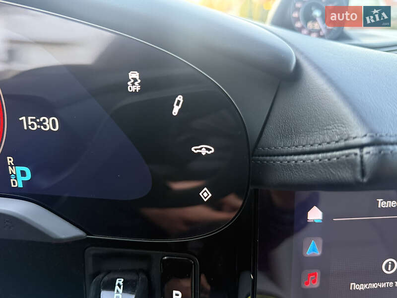 Седан Porsche Taycan 2022 в Киеве