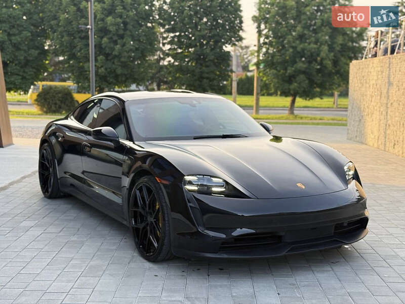 Porsche Taycan 2022 Porsche Taycan 2022