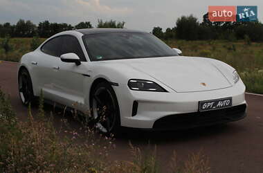 Седан Porsche Taycan 2025 в Києві
