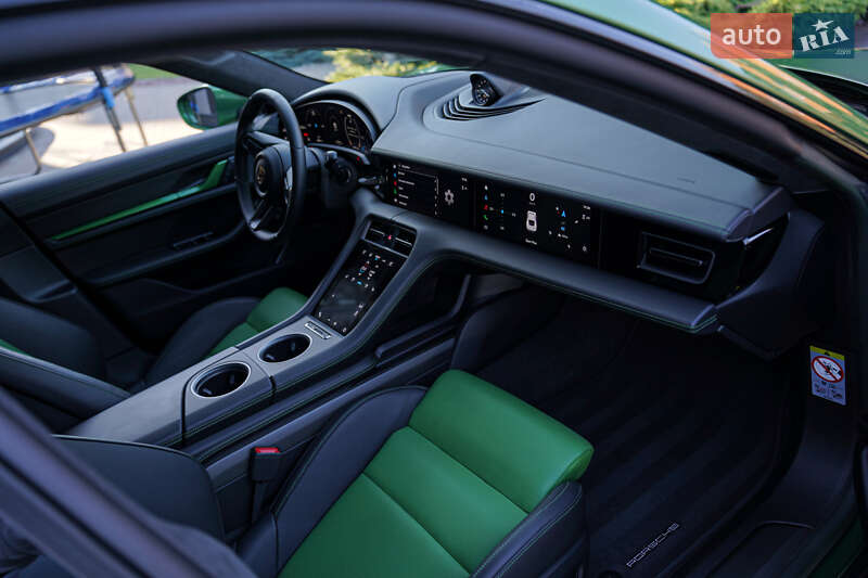 Седан Porsche Taycan 2022 в Киеве фото 21 Седан Porsche Taycan 2022 в Киеве